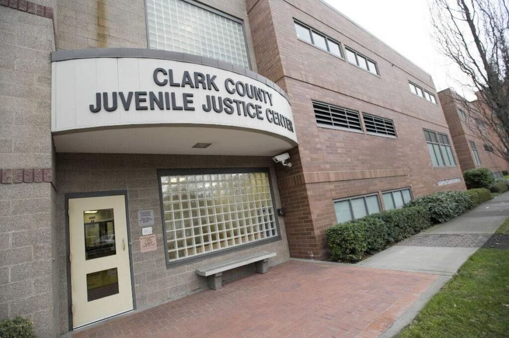 Audit Faults Juvenile Courts For Not Alerting Schools To Student Crimes 