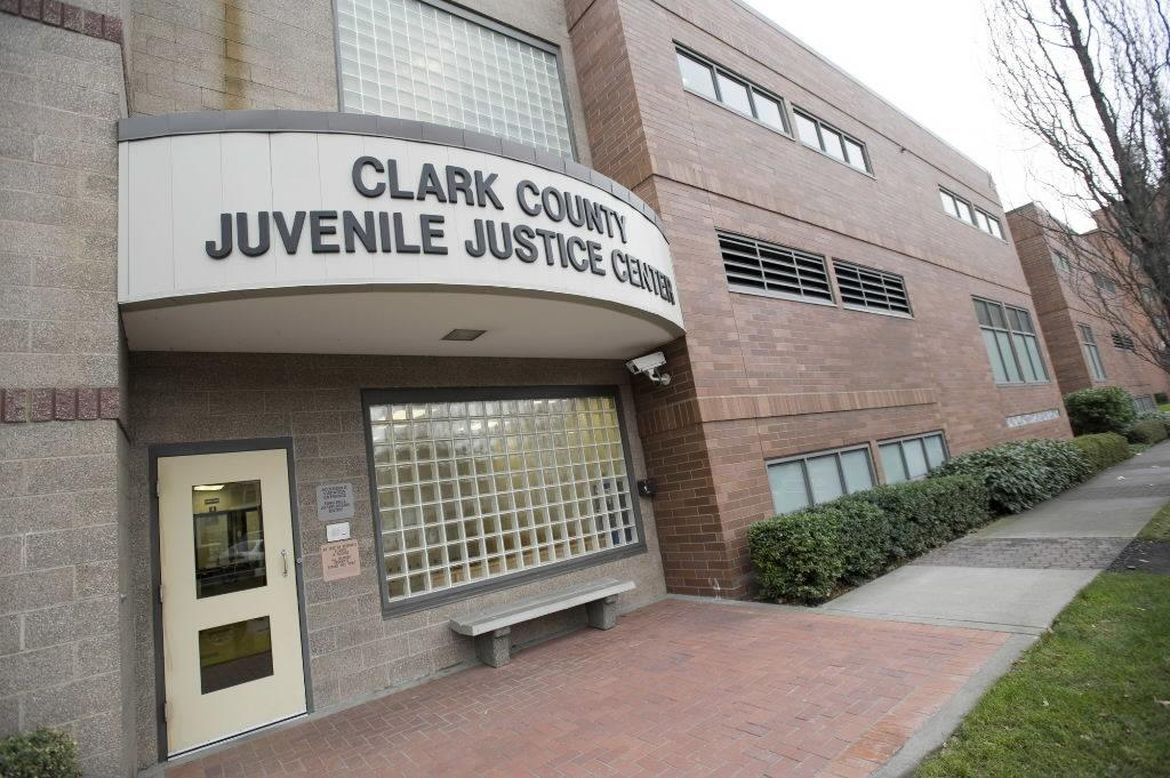 Audit Faults Juvenile Courts For Not Alerting Schools To Student Crimes