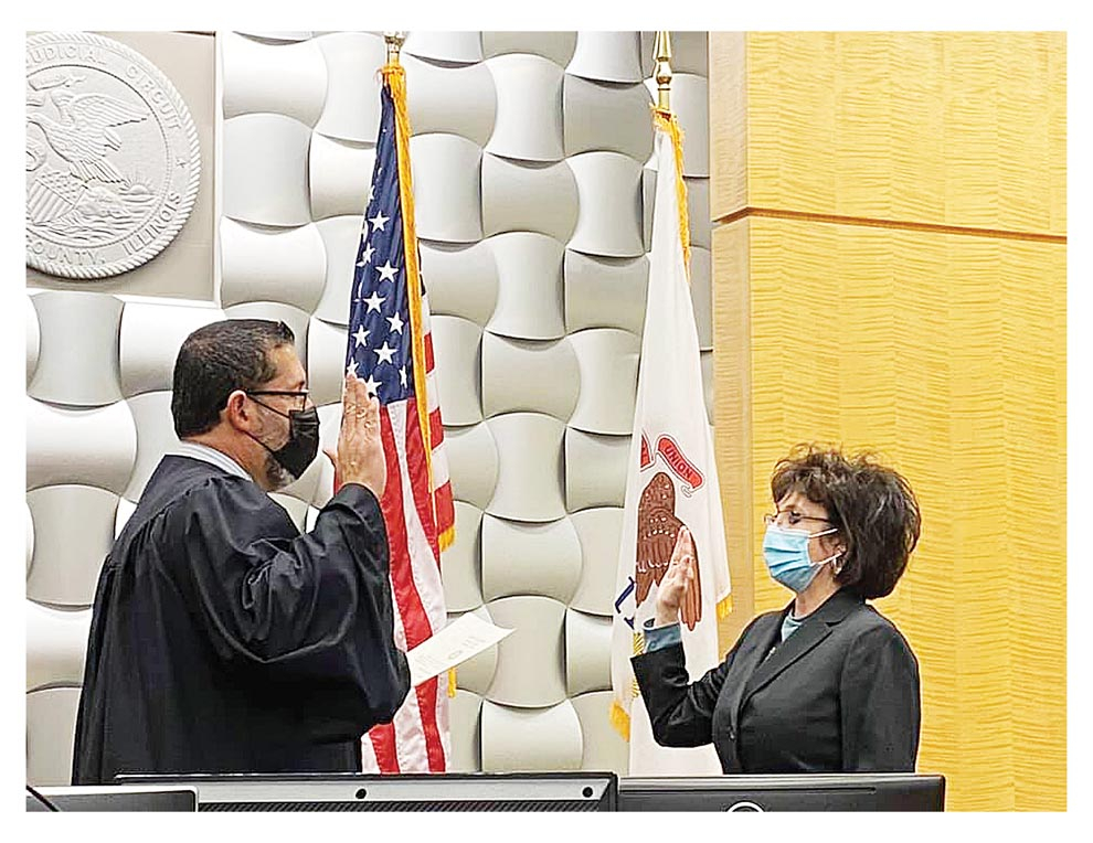 Kane County Circuit Clerk Takes Oath Of Office The Voice